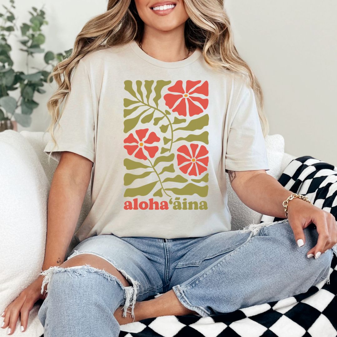 Aloha ʻĀina Floral Tee