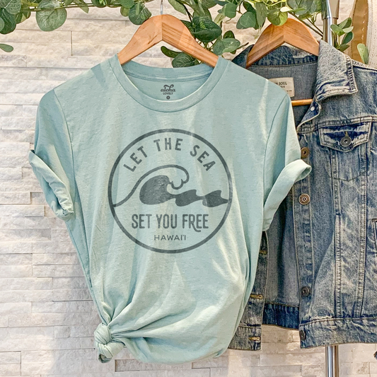 Let the Sea Set You Free Tee in Dusty Blue