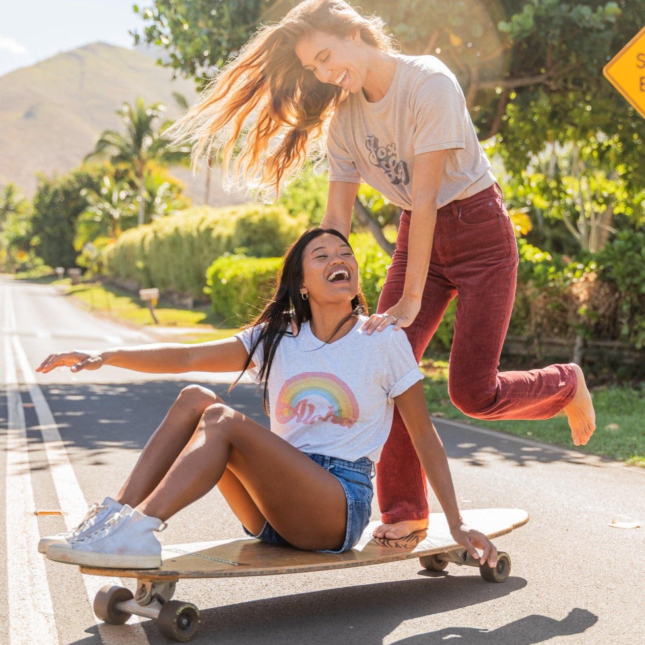 Aloha Lovely Skater Girls