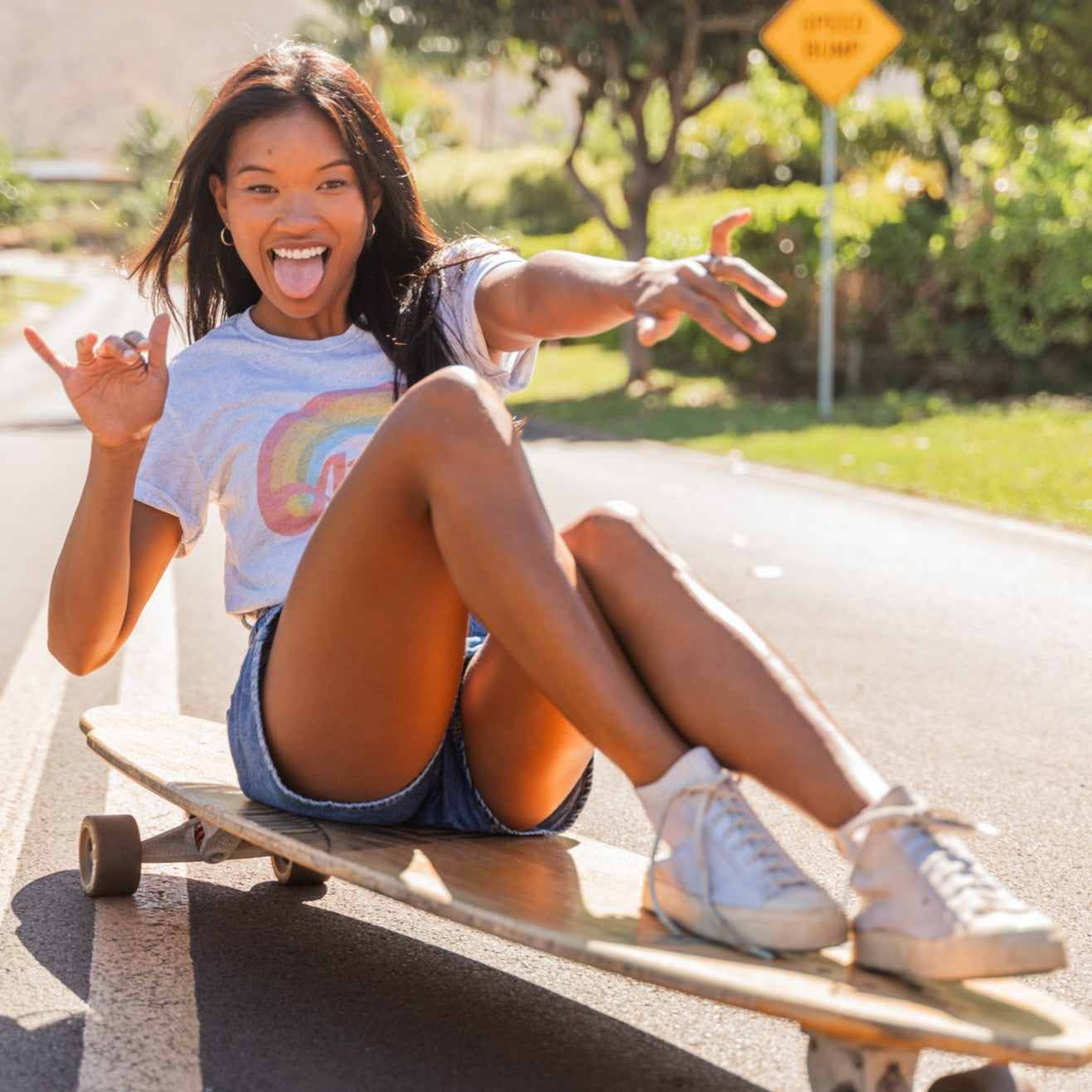 Aloha Retro Rainbow Tee